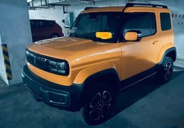 «Китайский Suzuki Jimny» впервые засняли вживую. Электромобиль Baojun Yep поступит в продажу в мае