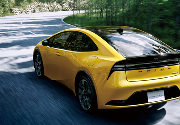 Представлена новая версия Toyota Prius 2023
