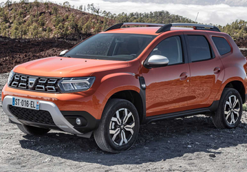В российских салонах практически закончились Renault Duster