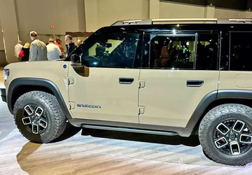 Представлены Jeep Recon Moab 4xe и Jeep Wagoneer S EV