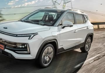 Немцы протестировали JAC JS4, копией которого стал «Москвич 3е». Журналисты AutoBild отметили много минусов