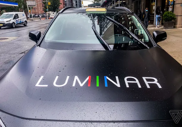 Представлен лидар Luminar Iris Plus с дальностью действия 300 м. Он появится в серийных автомобилях Mercedes-Benz