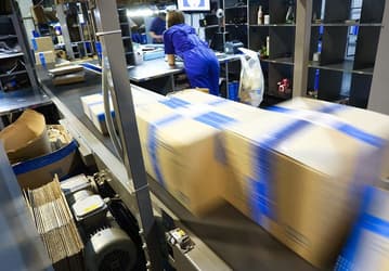 Несмотря на санкции и уход компаний, онлайн-продажи в России по итогам 2022 года взлетели