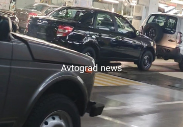 «Глючит электроника, а в остальном всё хорошо», — АвтоВАЗ собирает Lada Vesta NG и тестирует Granta с ABS