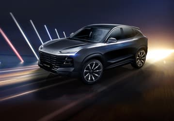 Официально: в России будут продаваться кроссоверы Jetour Dashing и Jetour X90 Plus. Раскрыты характеристики и комплектации
