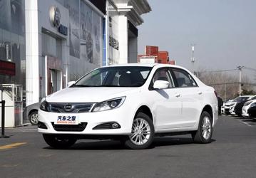 В России появился электроседан BYD e5 ценой всего 1,8 млн рублей и на платформе, доставшейся от Toyota