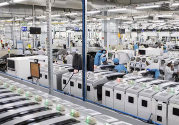 Apple и Foxconn получили разрешение на 12-часовые смены и ночные смены для женщин на производстве iPhone в Индии