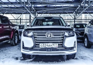 7-местный полноприводный кроссовер Changan CS95 Plus добрался до российских дилеров. Но привезли его не из Китая, а из одной из арабских стран