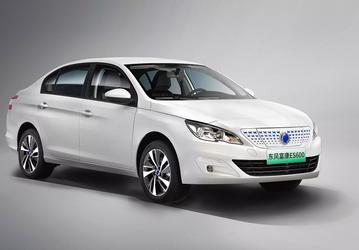 Peugeot 408 возвращается в Россию, но уже как Dongfeng Fukang ES600 и с электродвигателем