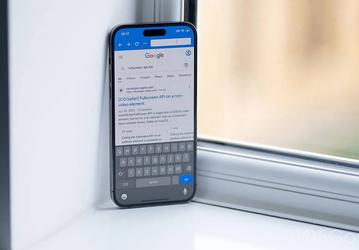 Авторы 9to5google запустили «незаконный» браузер Chrome на Blink под iOS. Они использовали Xcode Simulator