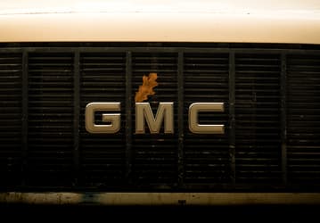 Поболтать с машиной: General Motors добавит ChatGPT в свои автомобили