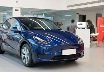 Tesla просто уничтожила всех конкурентов. Названы самые продаваемые электромобили в Китае