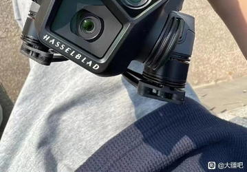 Новейший дрон DJI Mavic 3 Pro с камерой Hasselblad позирует вживую на фото