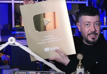 Артемий Лебедев получил «золотую кнопку» за удалённый канал в YouTube и завёл очередной канал