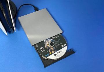 Тонкая PlayStation 5 со съёмным оптическим приводом выйдет в сентябре