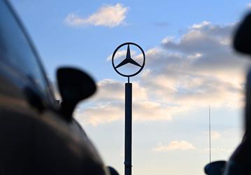Mercedes-Benz возобновляет гарантийную поддержку клиентов в России. Центральный склад запчастей начнёт работать как прежде