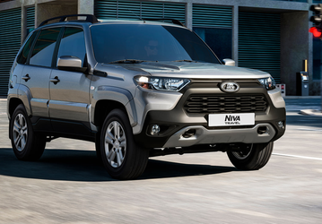 АвтоВАЗ начал производство новой версии Lada Niva Travel с бонусами и символикой КХЛ