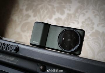 Зелёный Xiaomi 13 Ultra и специальный комплект для фотосъёмки показали вживую