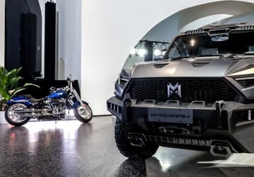 Брутальнее Cybertruck, мощнее спорткара. Большой 1088-сильный внедорожник Dongfeng Mengshi M-Hero запущен в серийное производство