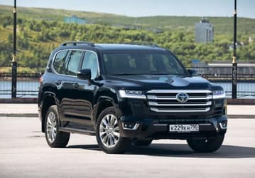 «Открытие Авто»: в марте Toyota Land Cruiser 300 подорожал на 12%, Renault Logan — на 6%, а Kia Sportage — всего на 3%. Зато Kia Rio и Hyundai Creta подешевели
