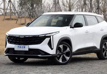 Geely Atlas нового поколения с автопилотом, двигателем Volvo, Snapdragon 8155 и большим экраном. Новинку оценили в Китае от 15 800 долларов