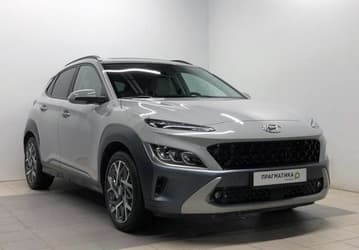 В Россию из Южной Кореи привезли кроссовер Hyundai Kona с очень богатым оснащением и расходом всего 5 л / 100 км