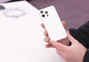 Макет iPhone 15 Ultra впервые показали на видео и сравнили с iPhone 14 Pro Max