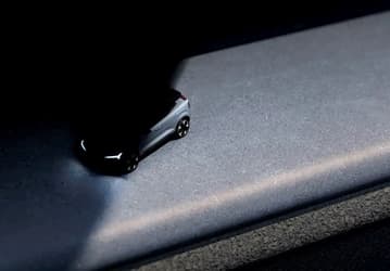 Молодёжный и «недорогой» электрический кроссовер Volvo EX30 засветился на изображении