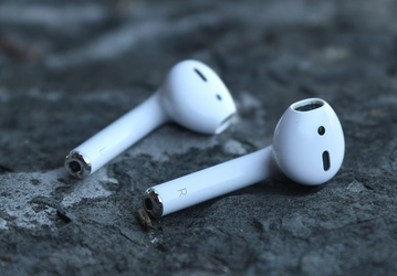 Поддельные AirPods оказались опасными для здоровья