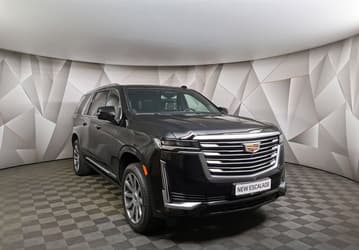 Land Cruiser 300 и рядом не стоял. Официальный дилер привез в Россию новейший Cadillac Escalade ESV V: 5,7 м длины, 10-ступенчатый автомат и мотор 6,2 литра V8 мощностью 416 л.с.