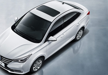 В России представлен доступный современный седан Changan Alsvin. Объявлены официальные цены