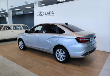 Новую Lada Vesta NG 2023 уже можно заказать. Дилер назвал цену