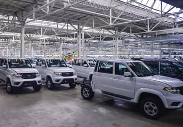Завод УАЗ повышает зарплаты и план производства авто на 2000 машин, но это могут быть вовсе не УАЗы