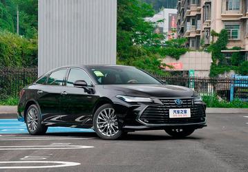 Toyota Camry заметно подешевела в России, а Toyota Avalon — подорожала