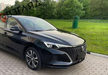 Крупнее Hyundai Elantra и Skoda Octavia, c 6-ступенчатым «автоматом» и ценой около 2,2 млн рублей. Подробности о Changan Eado для России