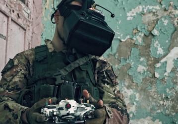 В России представили линейку универсальных FPV-дронов «Джокер»