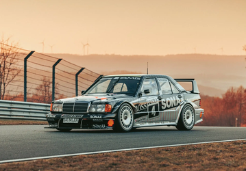 Особенный Mercedes-Benz 190 E продали почти за полмиллиона долларов