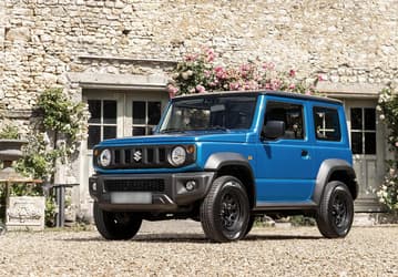 Suzuki Jimny теперь везут в Россию из Индии и Китая. Названа стоимость «японского мини-джипа», поставляемого по параллельному импорту