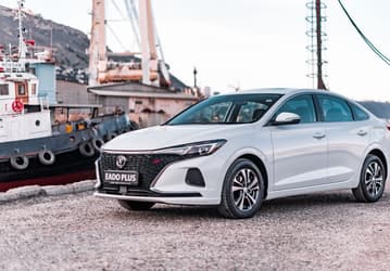 Крупнее Hyundai Elantra и Skoda Octavia, с двумя педалями и 150-сильным мотором — и всего за 2,21 млн рублей. Раскрыта стоимость Changan Eado для России