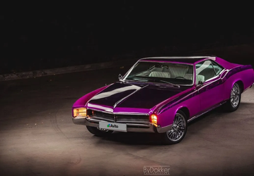 В России можно купить редкий Buick Riviera 1967 года