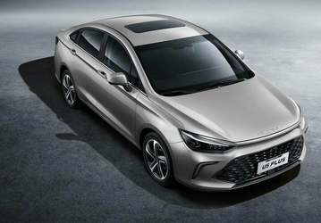 Собранные на «Автоторе» BAIC U5 Plus уже появились в салонах. Сколько за них просят?