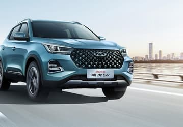 Новый атмосферник мощностью 120 л.с. и механика. Кроссовер Chery Tiggo 5x, известный в России как Tiggo 4 Pro, обновился и получил новый двигатель