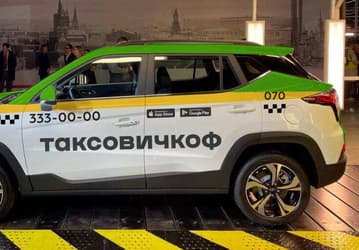 Городские кроссоверы «Москвич 3» появятся в таксопарках «Таксовичкоф» и «Ситимобил»