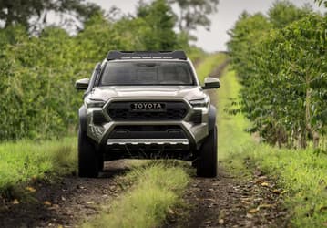 Платформа Land Cruiser 300, постоянный полный привод с блокировками и 331 л.с. Представлена новая Toyota Tacoma