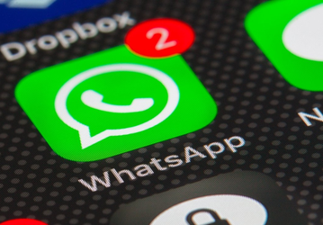 WhatsApp обновился: новые опросы и отправка файлов вместе с подписью