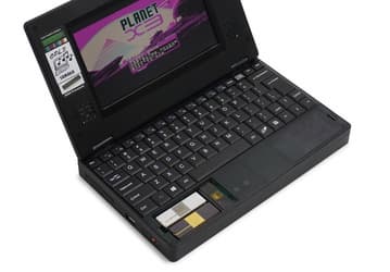 Ноутбук с процессором Intel 8088, 640 КБ ОЗУ и экраном 640 х 200 пикселей. В продаже появился Book 8088 DOS за 200 долларов