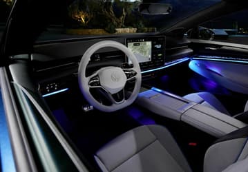 Что общего может появиться у смартфонов Huawei и автомобилей Volkswagen? Немецкий гигант хочет заполучить для своих китайских авто HarmonyOS