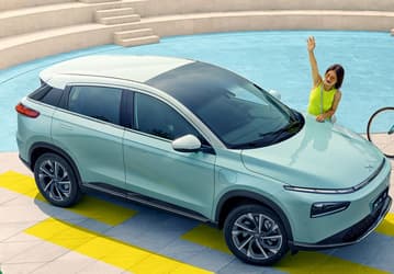 Огромное лобовое стекло, запас хода 520 км, размеры Hyundai Creta и цена ниже, чем у «Москвича 3е». В Россию привезли электрокроссовер XPeng G3i