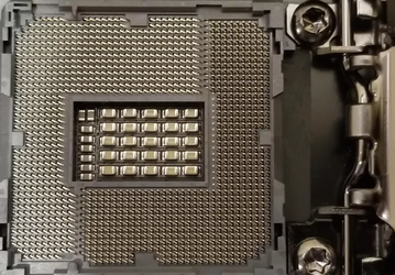Intel хотела добавить поддержку PCIe 4.0 в новые настольные процессоры Comet Lake, но у неё не вышло