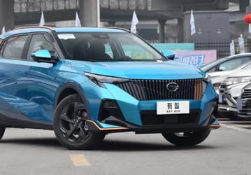 Стильный аналог Haval Jolion, Geely Coolray и Nissan Qashqai. В Россию привезли 177-сильный кроссовер GAC GS3 с богатым оснащением и невысокой ценой